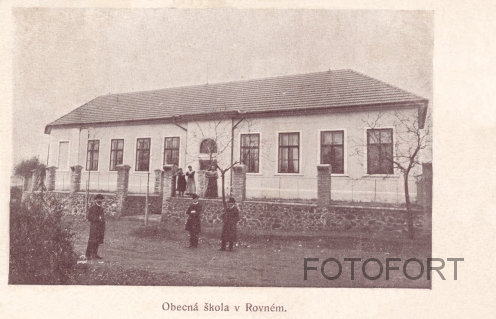 Rovné pod Řípem 1910.jpg